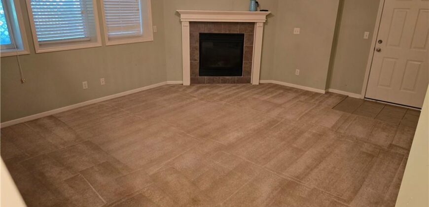 9119 N Garfield Avenue, Kansas City, MO 64155