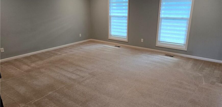 9119 N Garfield Avenue, Kansas City, MO 64155