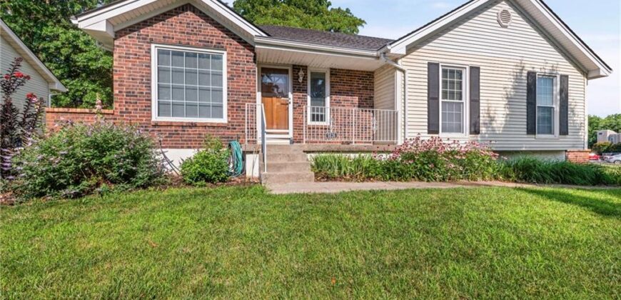 5836 N Indiana Avenue, Gladstone, MO 64119