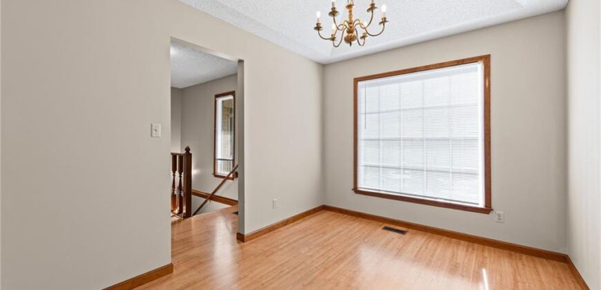 5836 N Indiana Avenue, Gladstone, MO 64119
