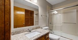 5836 N Indiana Avenue, Gladstone, MO 64119