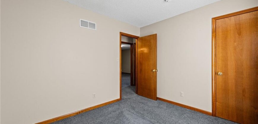 5836 N Indiana Avenue, Gladstone, MO 64119