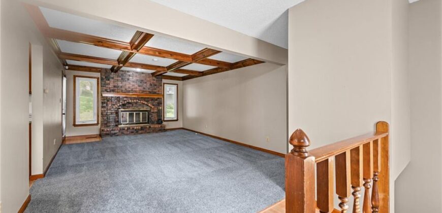 5836 N Indiana Avenue, Gladstone, MO 64119