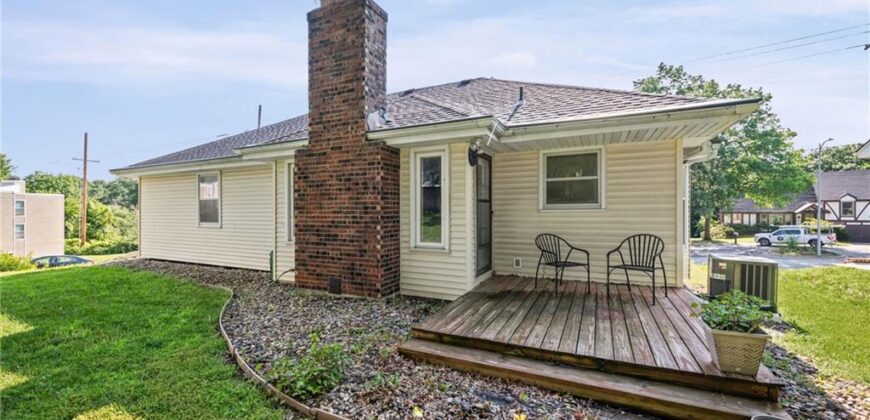 5836 N Indiana Avenue, Gladstone, MO 64119