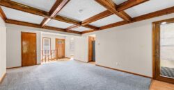 5836 N Indiana Avenue, Gladstone, MO 64119