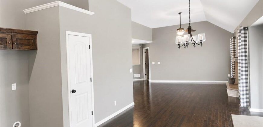 412 Duncan Drive, Liberty, MO 64068