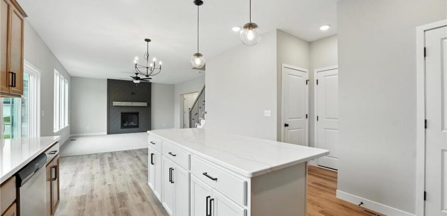 3057 NW 96th Terrace, Kansas City, MO 64154