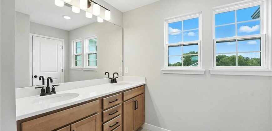 3057 NW 96th Terrace, Kansas City, MO 64154