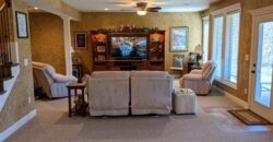 7825 N Kirkwood Avenue, Kansas City, MO 64151