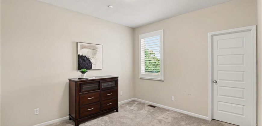 10008 N Revere Court, Kansas City, MO 64154