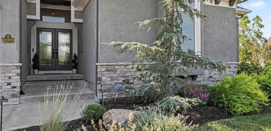 10008 N Revere Court, Kansas City, MO 64154