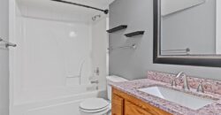 2227 W Ivory Circle, Excelsior Springs, MO 64024