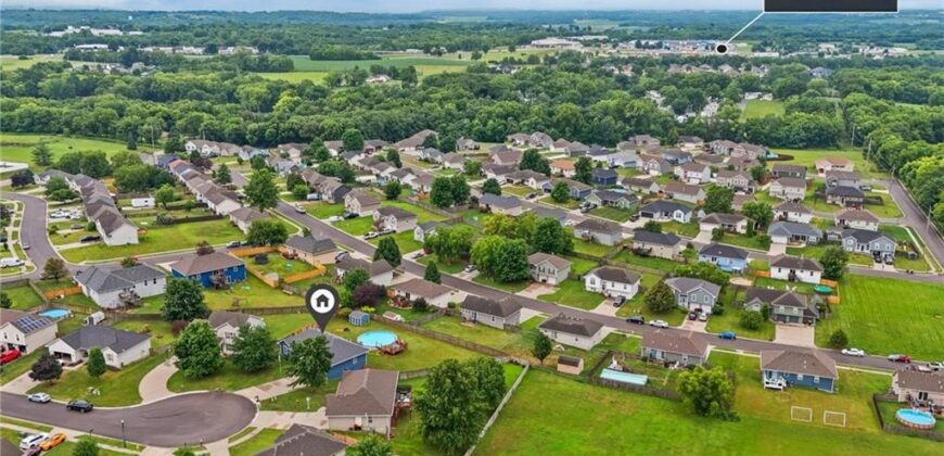 2227 W Ivory Circle, Excelsior Springs, MO 64024