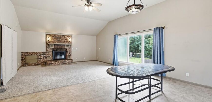 407 N Fairview Avenue, Liberty, MO 64068
