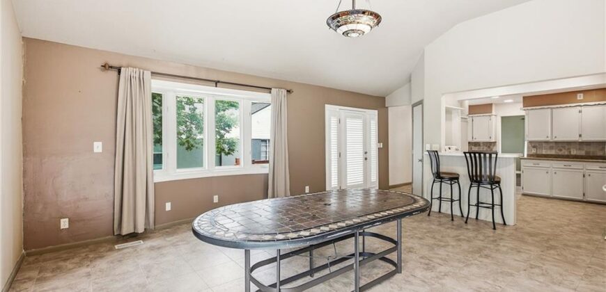 407 N Fairview Avenue, Liberty, MO 64068