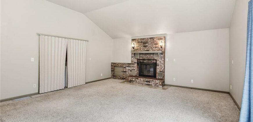 407 N Fairview Avenue, Liberty, MO 64068