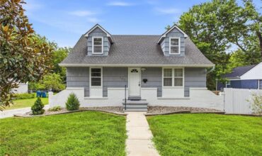 407 N Fairview Avenue, Liberty, MO 64068
