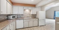 407 N Fairview Avenue, Liberty, MO 64068