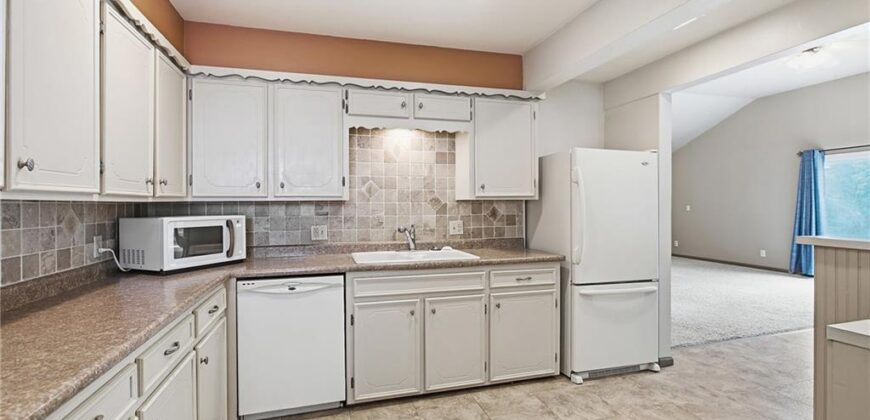407 N Fairview Avenue, Liberty, MO 64068