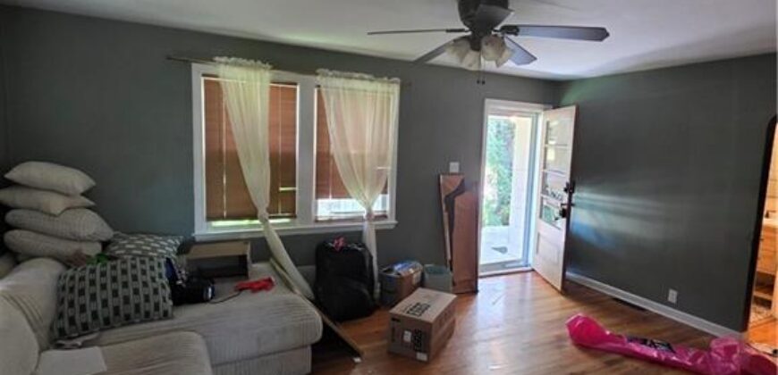 4248 NE Kelsey Road, Kansas City, MO 64116