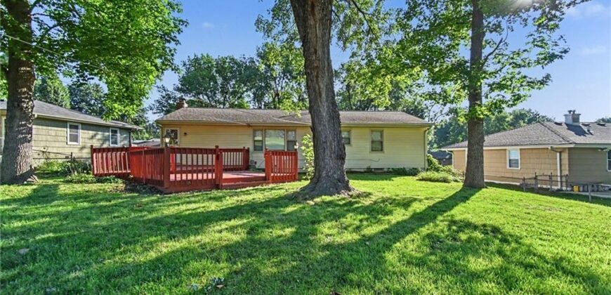 4630 NE Gladstone Avenue, Kansas City, MO 64117