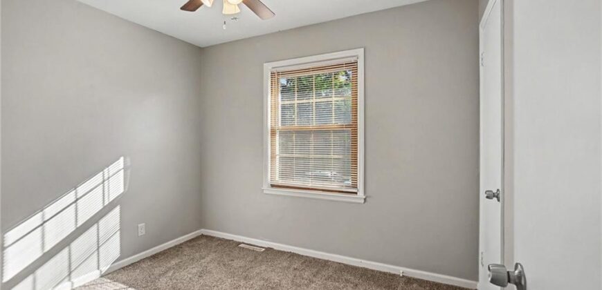 4630 NE Gladstone Avenue, Kansas City, MO 64117