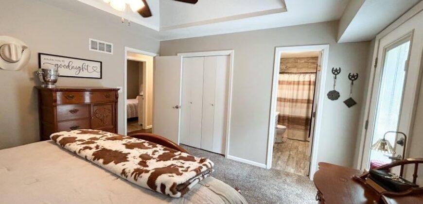 6619 NW Sioux Drive, Kansas City, MO 64152