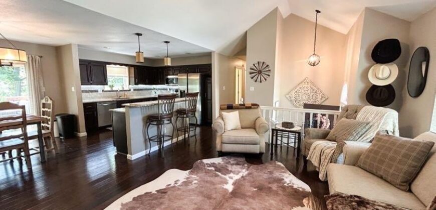 6619 NW Sioux Drive, Kansas City, MO 64152