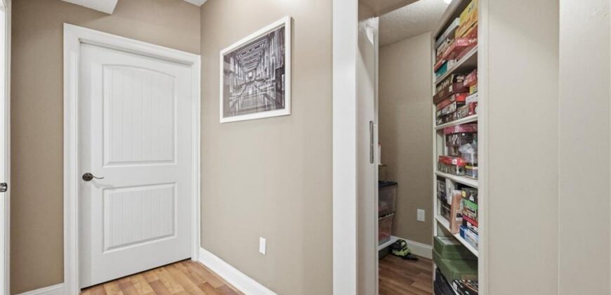 7821 N Kirkwood Avenue, Kansas City, MO 64151