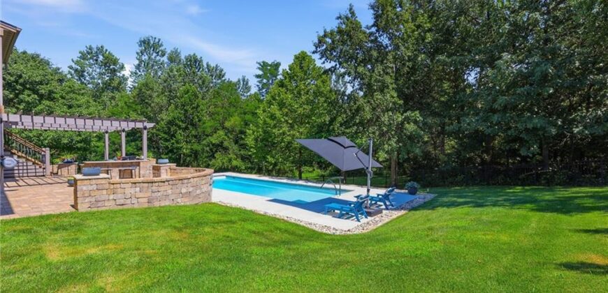 7821 N Kirkwood Avenue, Kansas City, MO 64151