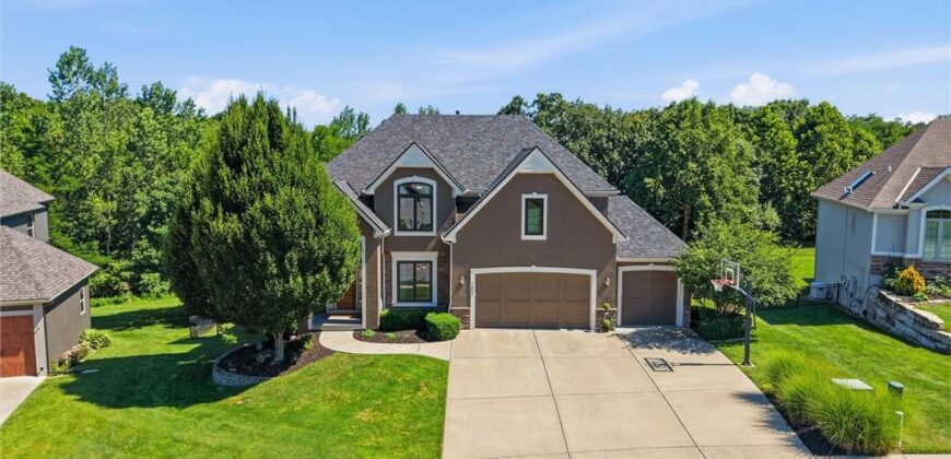 7821 N Kirkwood Avenue, Kansas City, MO 64151