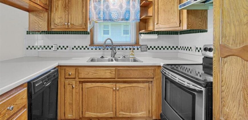 2006 Joy Street, Excelsior Springs, MO 64024