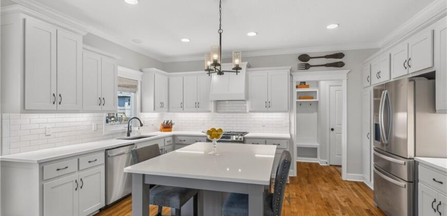 1910 NE 113th Terrace, Kansas City, MO 64155