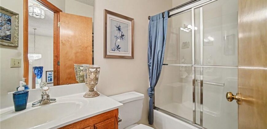507 E 10th Street, Kearney, MO 64060