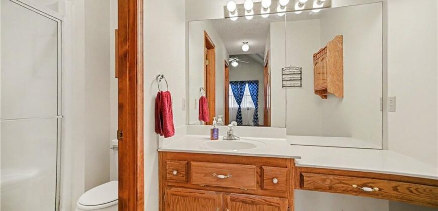 507 E 10th Street, Kearney, MO 64060