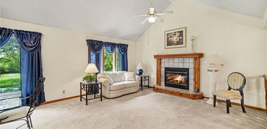 507 E 10th Street, Kearney, MO 64060