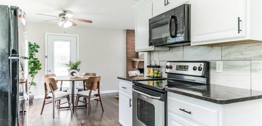 6502 N Main Street, Gladstone, MO 64118