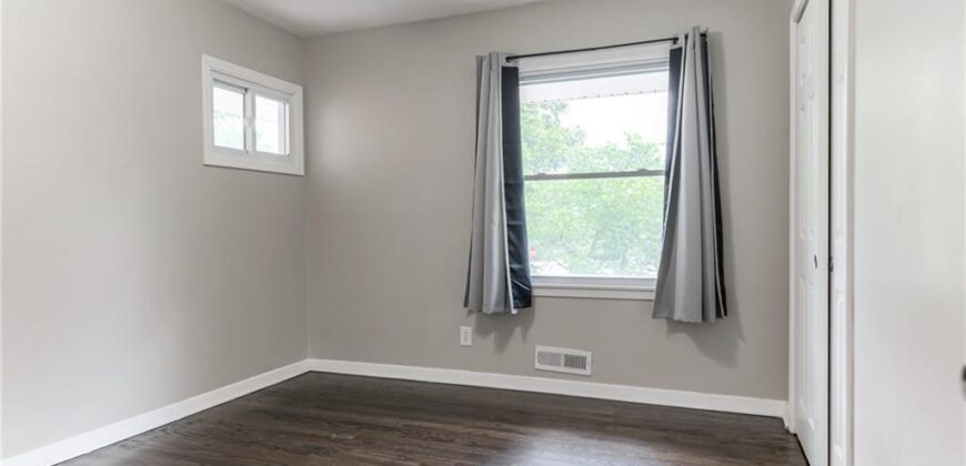 6502 N Main Street, Gladstone, MO 64118