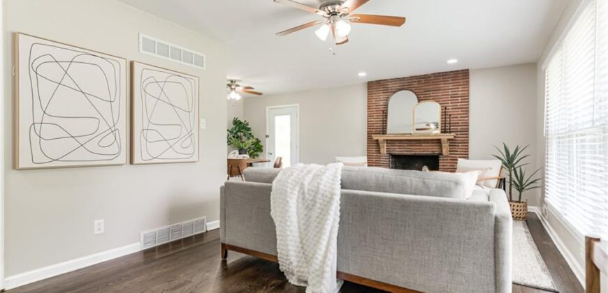 6502 N Main Street, Gladstone, MO 64118