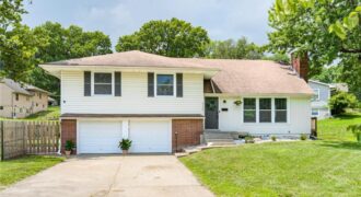 6502 N Main Street, Gladstone, MO 64118