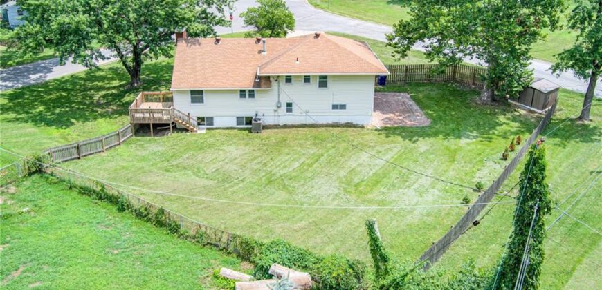 6502 N Main Street, Gladstone, MO 64118