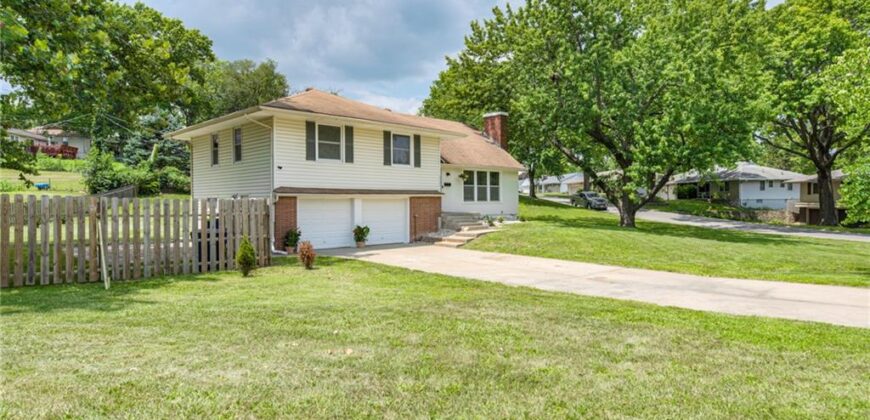 6502 N Main Street, Gladstone, MO 64118