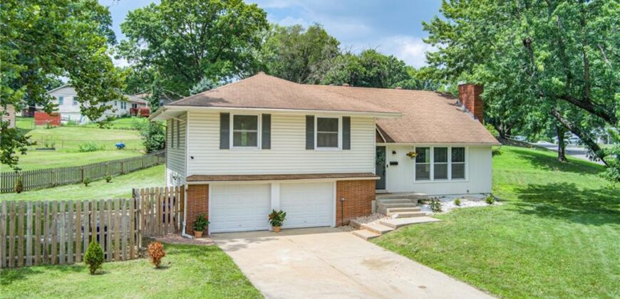 6502 N Main Street, Gladstone, MO 64118