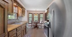 10305 NW Meadow Lane Circle, Kansas City, MO 64152