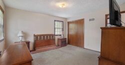 10305 NW Meadow Lane Circle, Kansas City, MO 64152