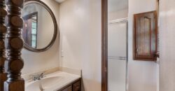 10305 NW Meadow Lane Circle, Kansas City, MO 64152
