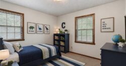 10305 NW Meadow Lane Circle, Kansas City, MO 64152