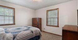 10305 NW Meadow Lane Circle, Kansas City, MO 64152