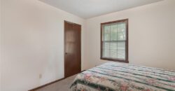 10305 NW Meadow Lane Circle, Kansas City, MO 64152