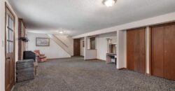 10305 NW Meadow Lane Circle, Kansas City, MO 64152